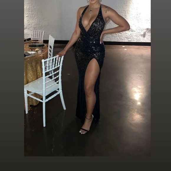 2 piece gown low-cut sequin black with split - Picture 3 of 3